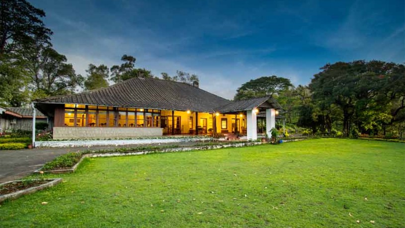 Bungalow view at Scenic Hill Station Bungalow At Valparai