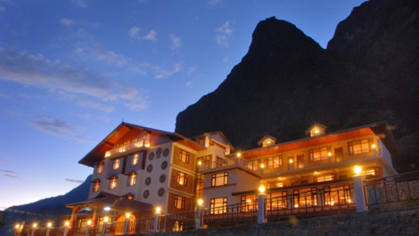 night view of Contemporary Resort Stay at Lachung