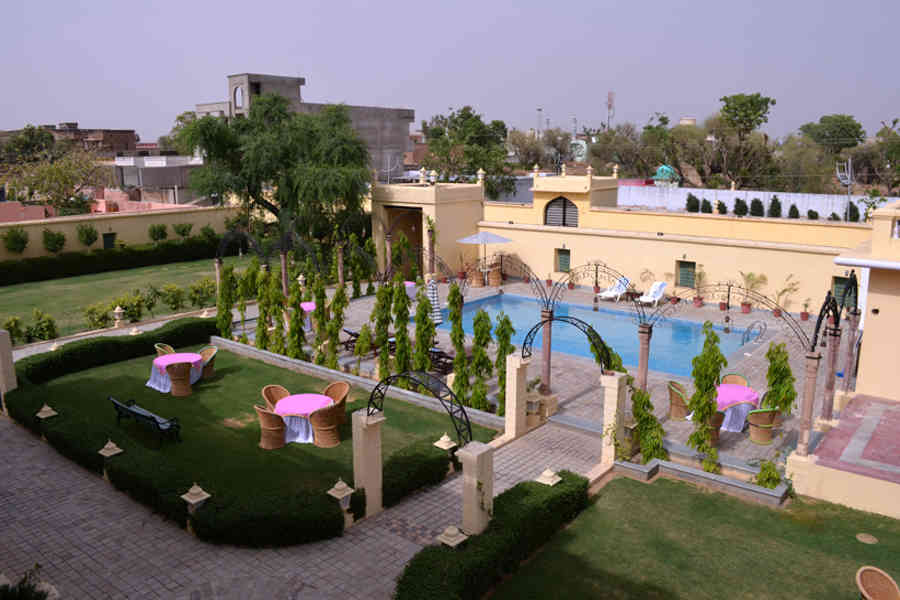 Sit out at the Heritage Hotel At Jhunjhunu