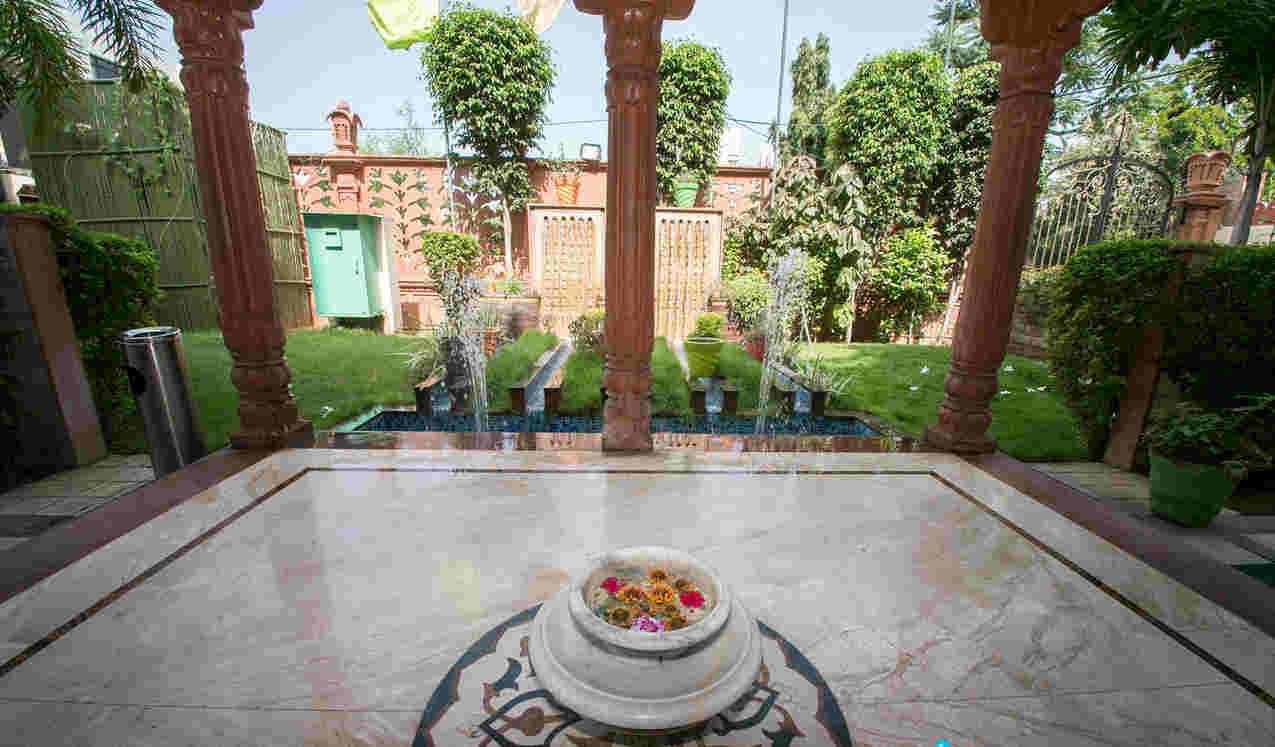 Entrance at Heritage Haveli Near Bani Park