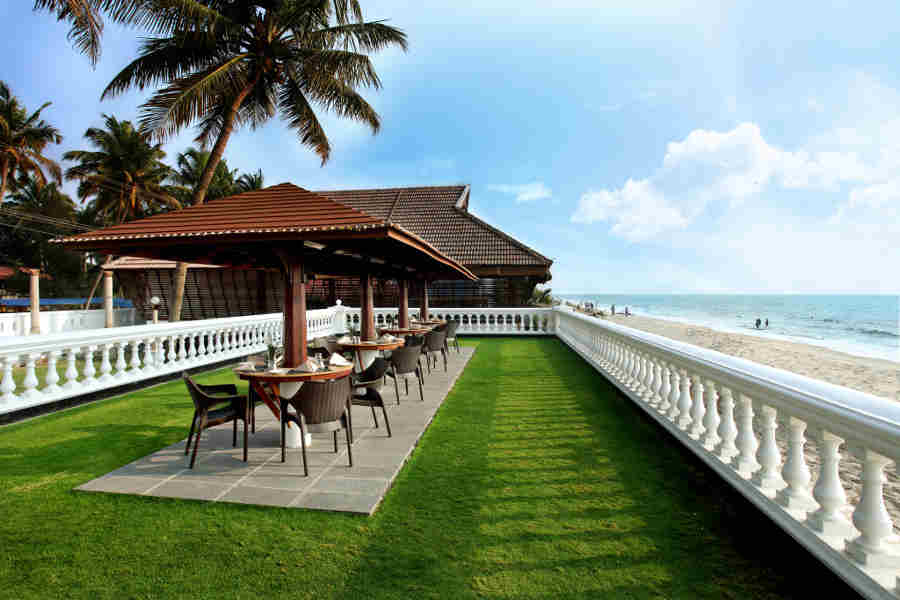 Sit out at Exclusive Health Resort Near Cherai Beach