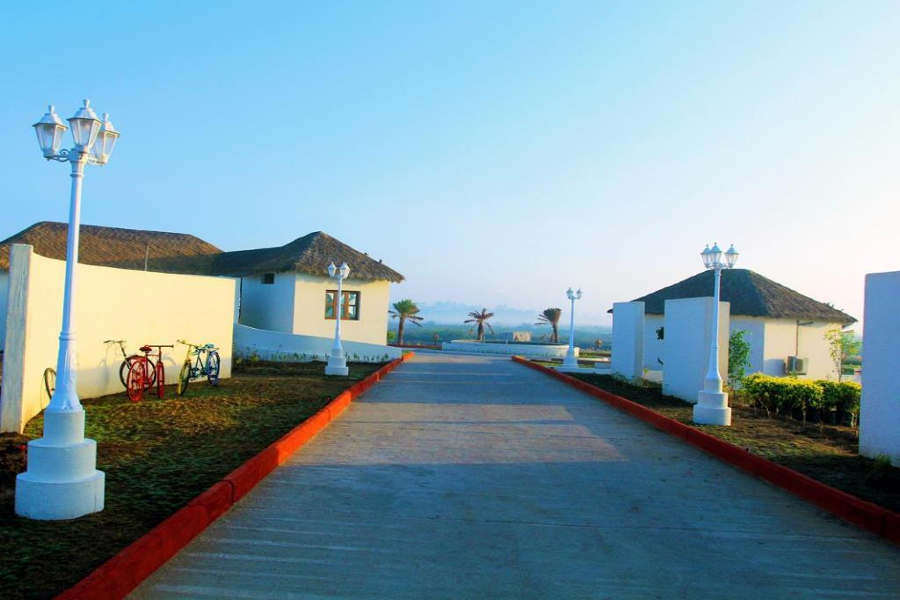 Scenic Beach Resort At Mandvi