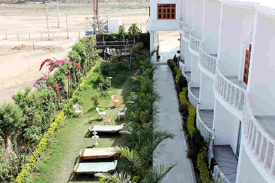 Balconies overlooking the rden at the Beautiful Hotel In Khajuraho