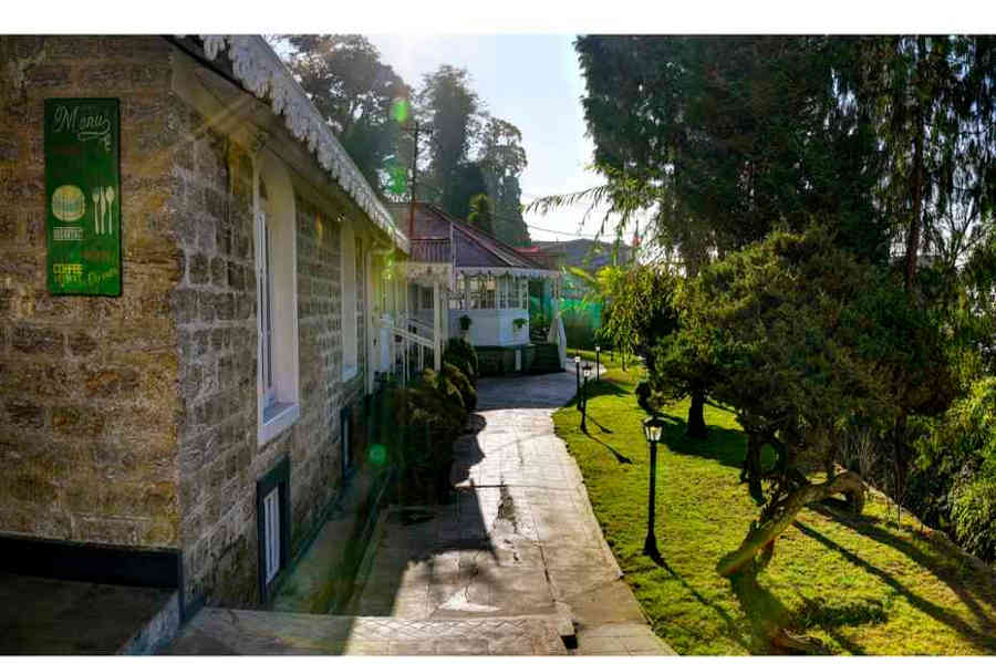 Lawn at the Colonial Style Hotel In Darjeeling