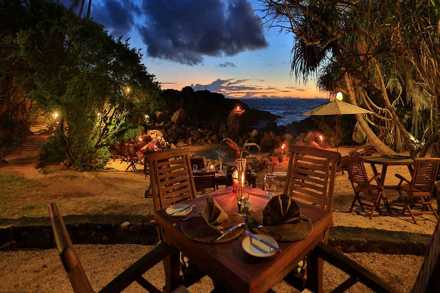 Outdoor dining at the Beach Resort and Spa In Unawatuna