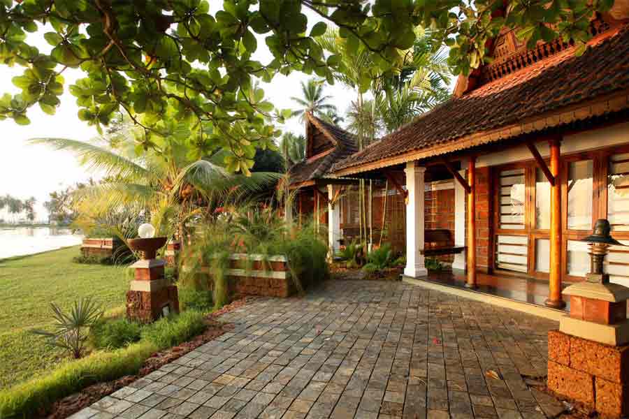 Lakeview Villa at the Beautiful Resort Stay at Allepey