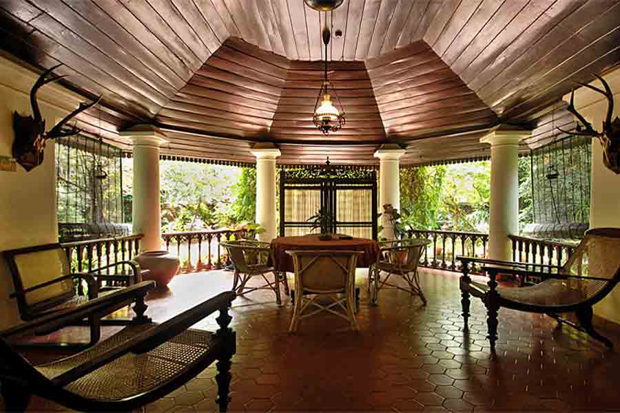 Room-at-Heritage-Villa-Stay-in-the-City-Trivandrum