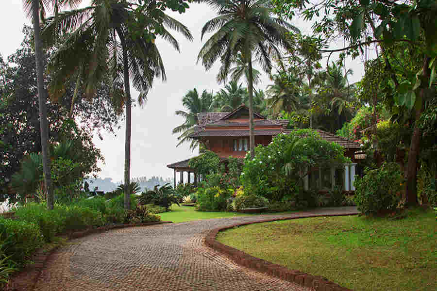 The path to the villas at the Leisure Villa Stat At Dolphin Bay in Nerul-Goa