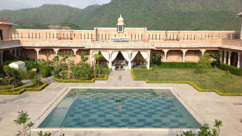 Boutique Fort Stay Near Lake Pichola