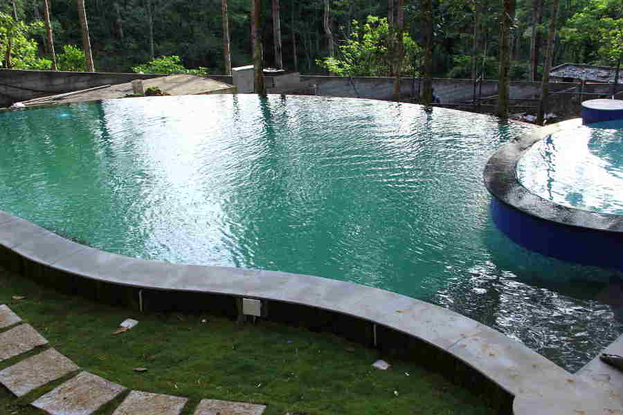 Swimmingpool at Resort Near Shervarayan Temple