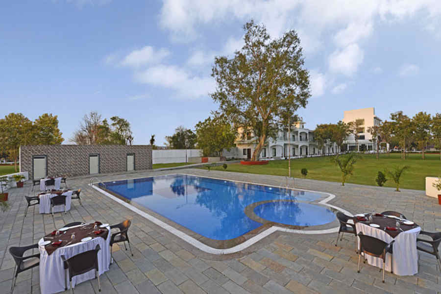 Swimming Pool at the Elegant Resort In Chittorgarh